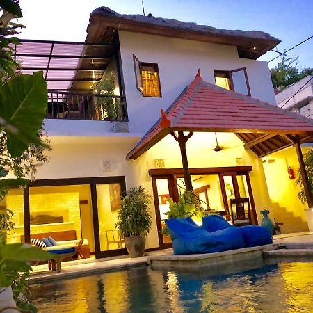 Villa Carissa Seminyak Centre, Bali By Le Ciel Hospitality Extérieur photo