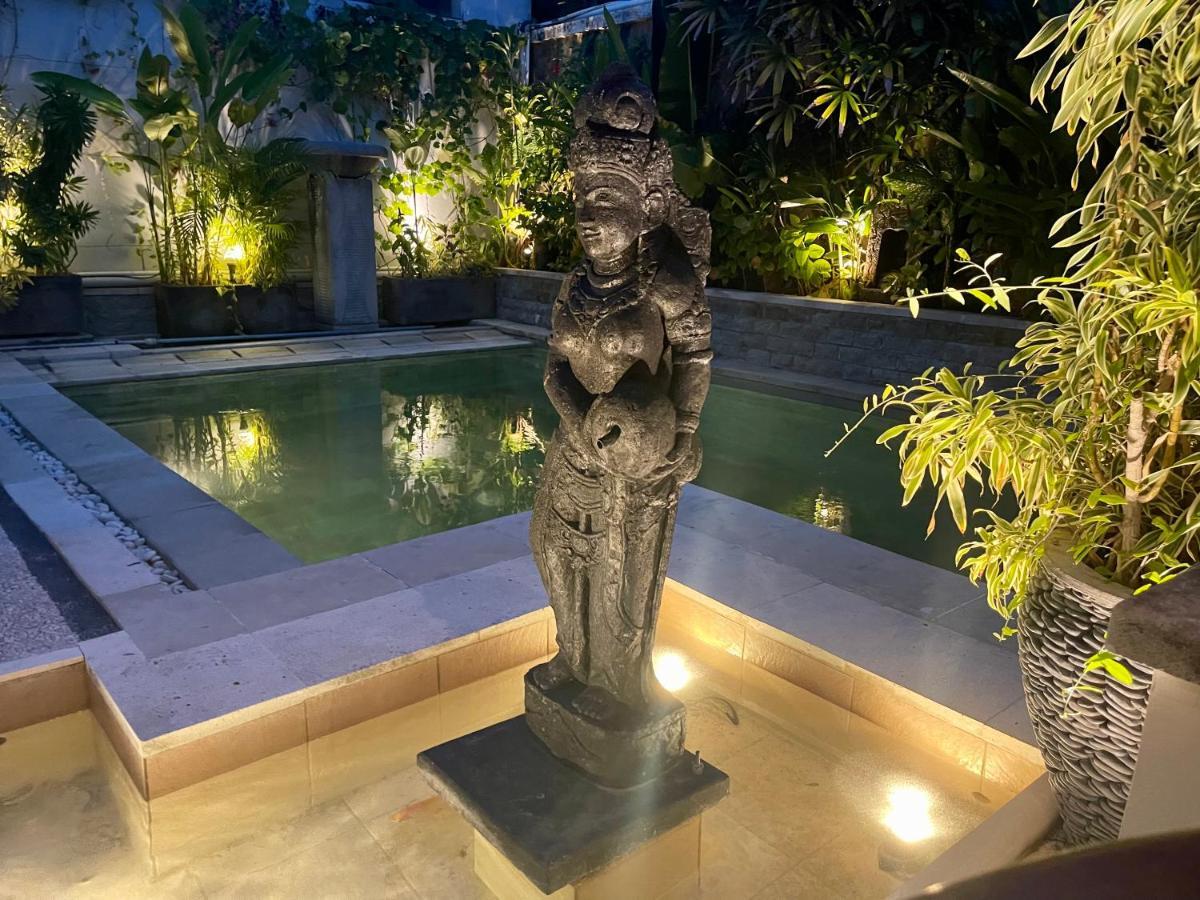 Villa Carissa Seminyak Centre, Bali By Le Ciel Hospitality Extérieur photo