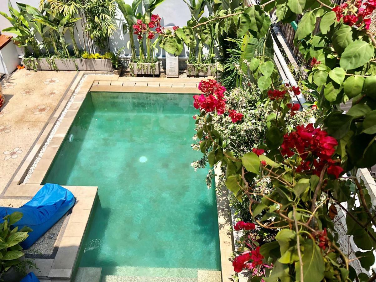 Villa Carissa Seminyak Centre, Bali By Le Ciel Hospitality Extérieur photo